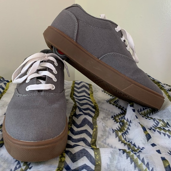 Heelys Other - Heelys Launch Skate Roller Sneakers
